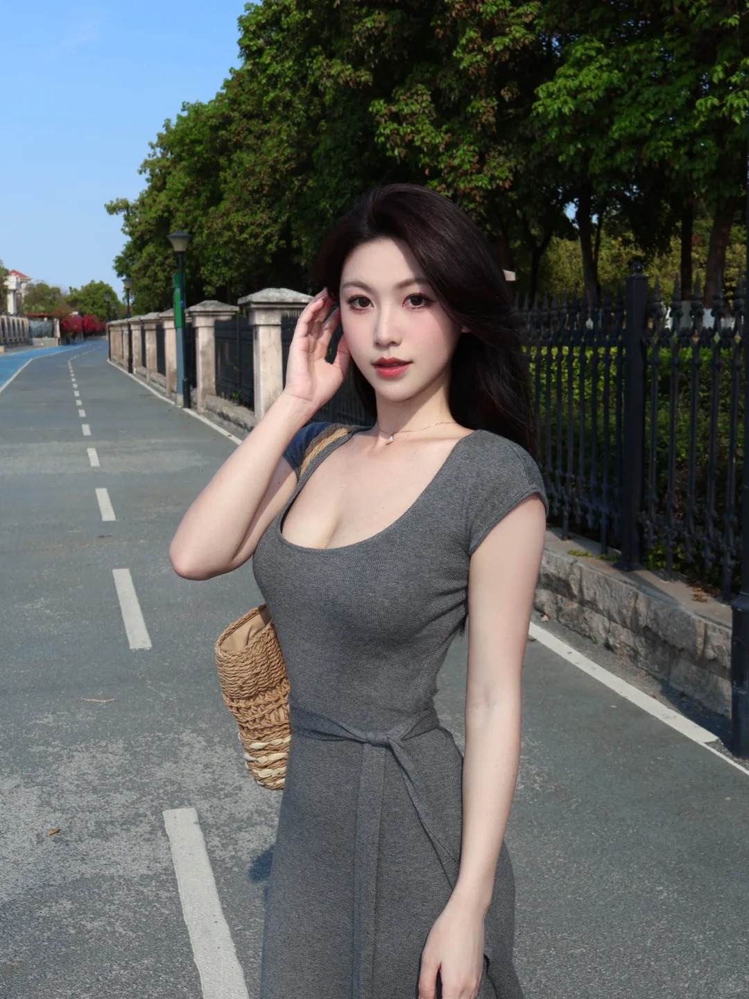 我是耐看型 你要有点耐心
