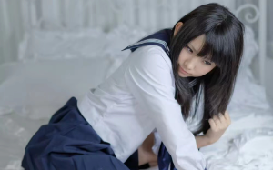 撞见未婚妻被我弟弟压在车里，我才下定·决心，于是取消婚礼，停掉她的副卡，撤走投资，她卑微跪着求我别走