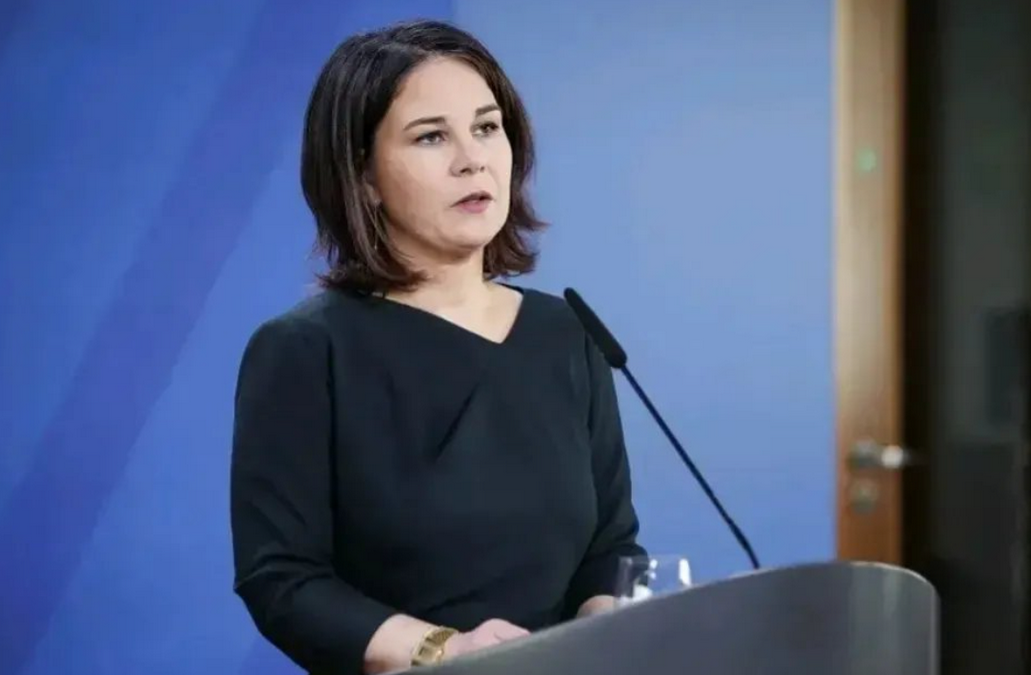 德国女外长又来访华了！

但是说实话，她这次目的令国人无法忍受。因为欧洲要对是否
