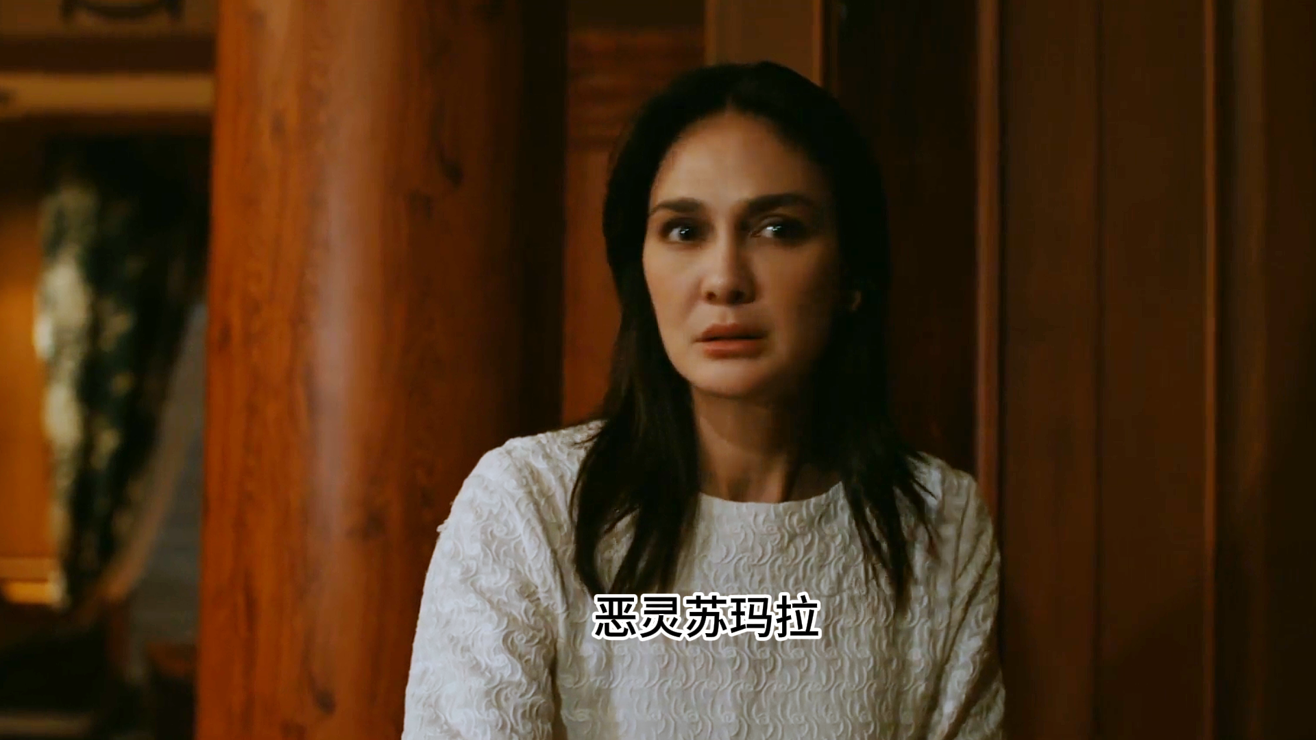 印尼最新恐怖片《恶灵苏玛拉》，女人为了怀孕，与恶魔结契约