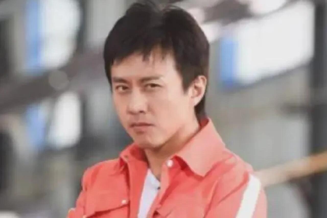 和郝蕾同居3年，邓超为何会转身迎娶孙俪？