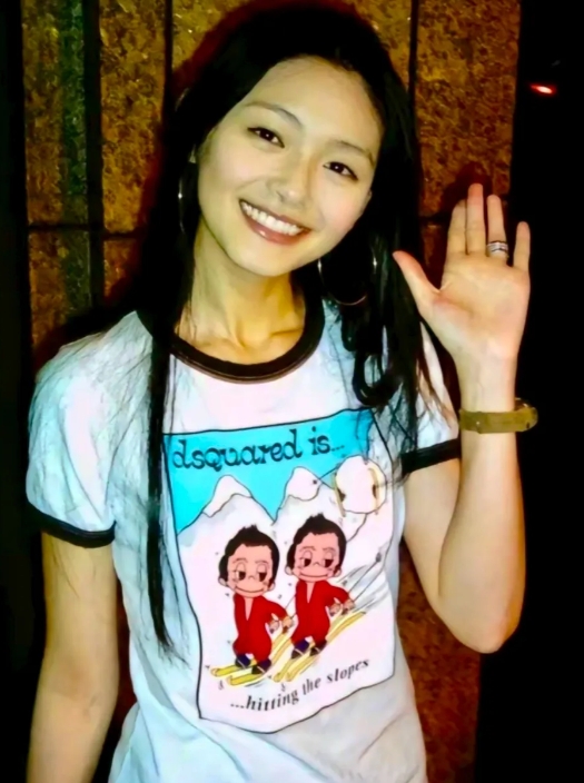 我以前就发帖说过，我是不喜欢汪小菲且认为他是妈宝男的。但是，我不会否认他们曾经的