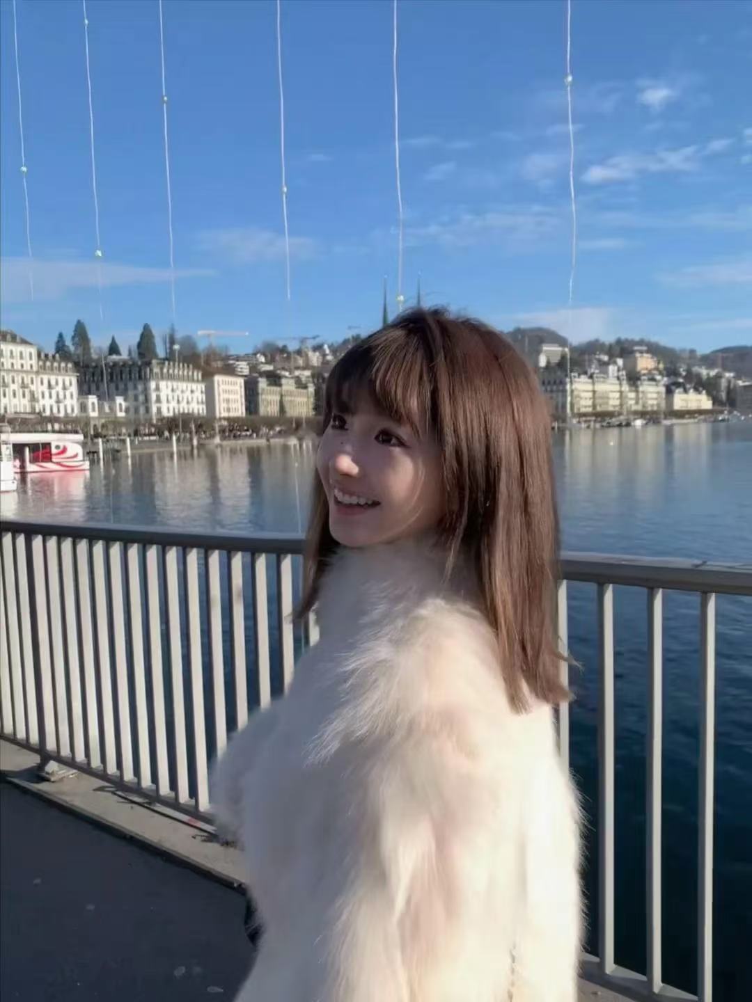 女朋友和她的闺蜜，对她闺蜜有点想法了怎么办哈哈哈哈