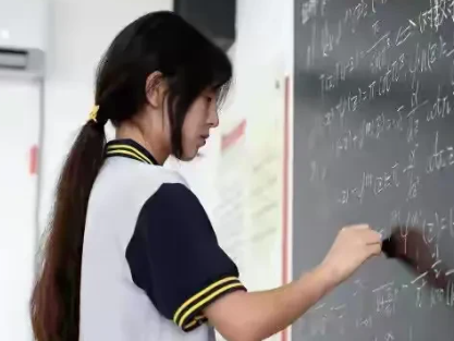 难怪大家都在质疑阿里巴巴数学竞赛的含金量，原来是开卷考试，可以参考资料，可以上网