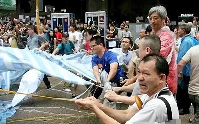 知名女星叫嚣让联合国把中国除名，外交部霸气回应，下场大快人心（把中国从联合国出名的艺人）-第15张图片-九妖电影