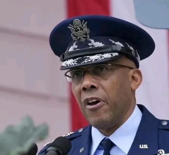 7月23日，美国方面报道了，美国参谋长联席会议主席小查尔斯·布朗关于台海冲突的最