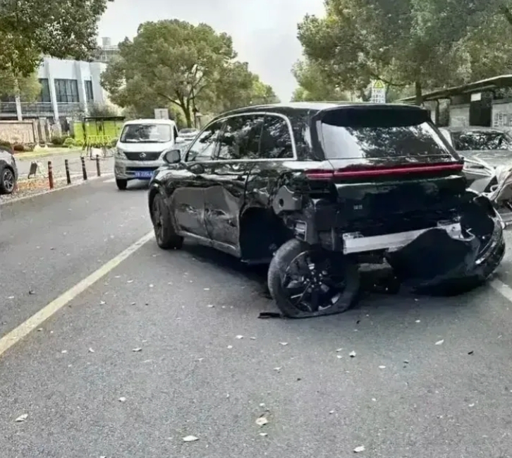 这是什么造型啊！挺别致啊