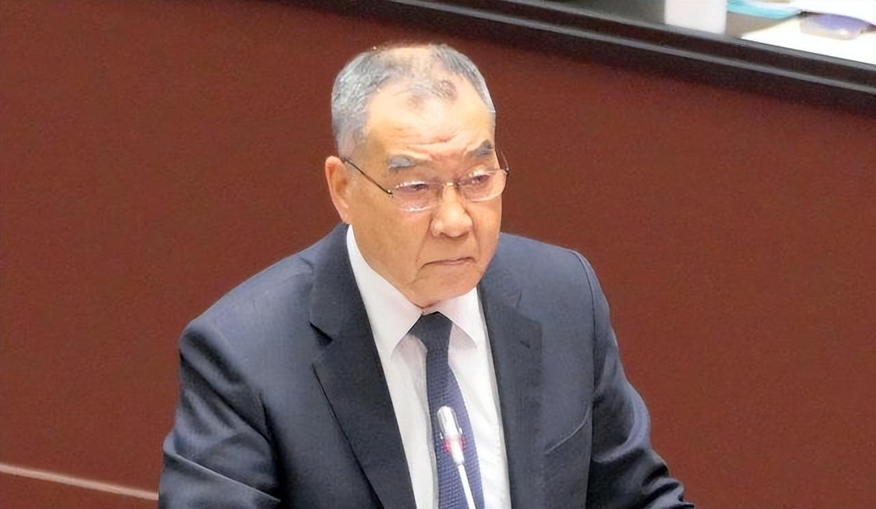 台媒：台军高层被台当局逼急了，下达“开火”命令，台一线人员全都乱套！台军高层邱国