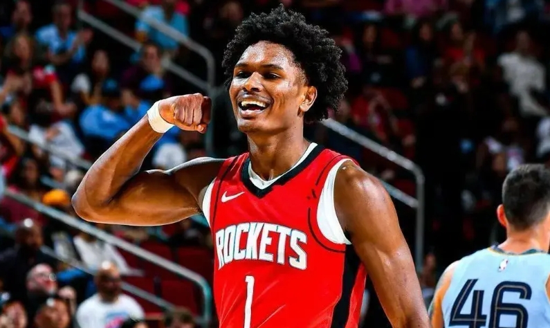 杰伦格林最近打出来的主要原因

1.小贾和伊森的受伤，导致了防守效率肯定下降，所