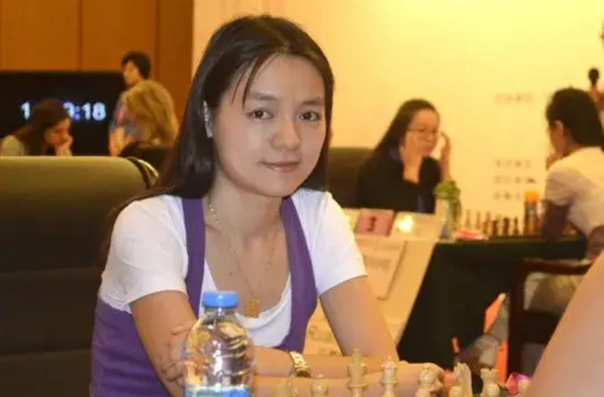 2000年，“国际棋后”诸宸远嫁卡塔尔王室，父母拼命反对:“不能嫁外国人，他们是