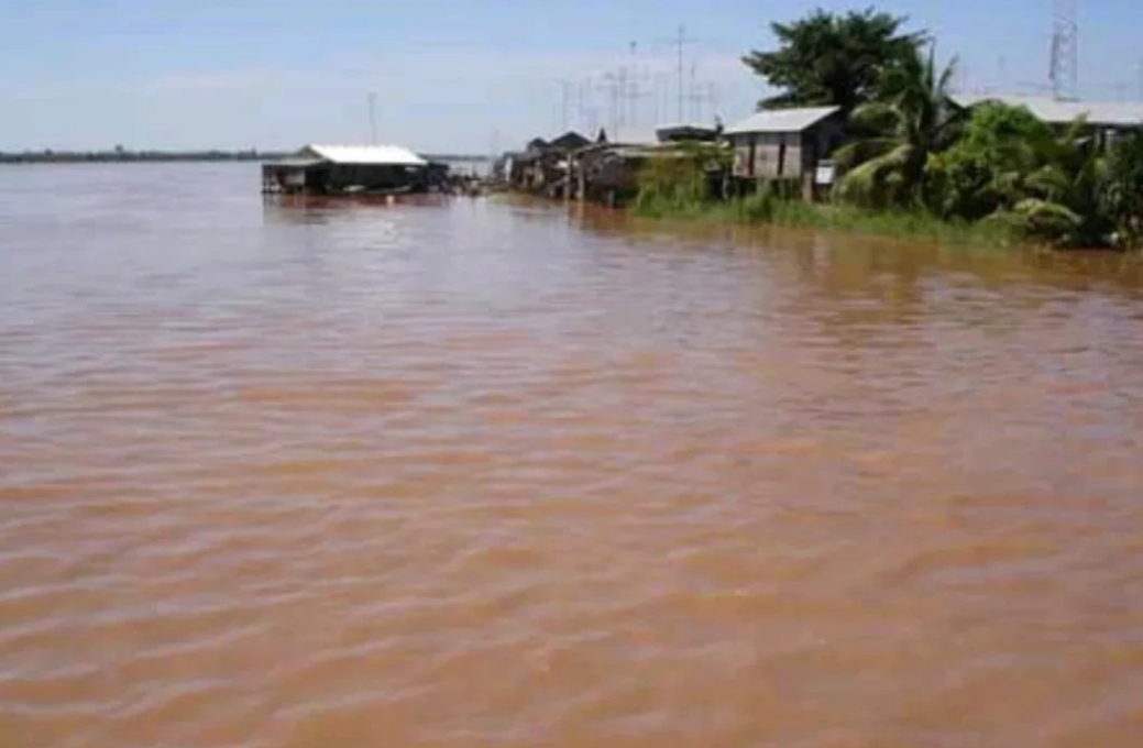 以一个越南人的视角看柬埔寨修运河事件。

早上一睁眼，我就发现柬埔寨要在自己国家