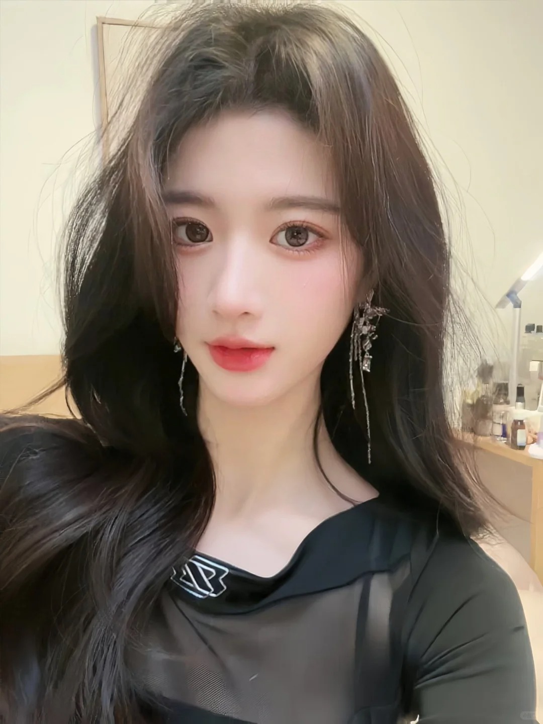小淡妆，你会在哪一张心动呢💕
没有的话在看一眼，脑婆们到底在哪