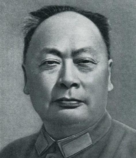 1949年，一位榆林分局的军代表，诱骗了一位国民党官员的姨太太，两人不正当地走到