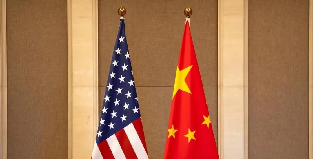 特朗普政府上台后，中美一开始确实有些好转的迹象，特别是在他刚上任时，中美之间做了