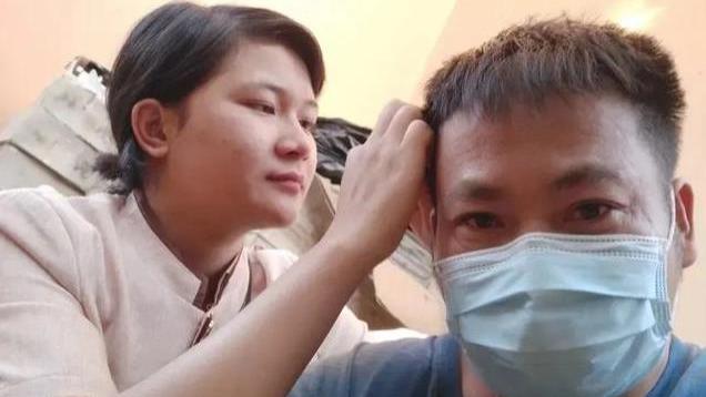广东大叔离异带俩娃，两次闯老挝找老婆，娶小16岁美女却有国难回