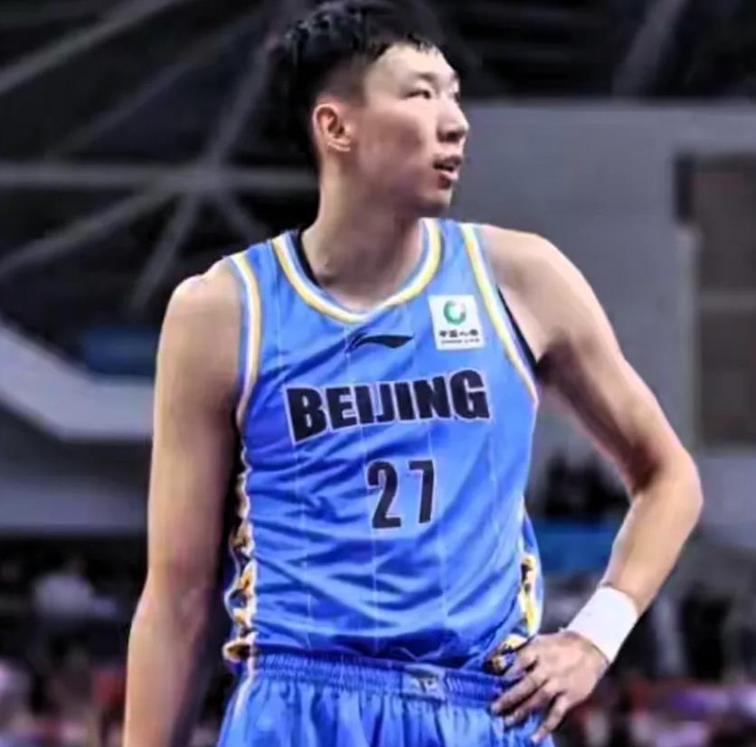 这也太强了，北京99:92北控，这一战彻底看明白3名球员

1，周琦，依旧还是亚