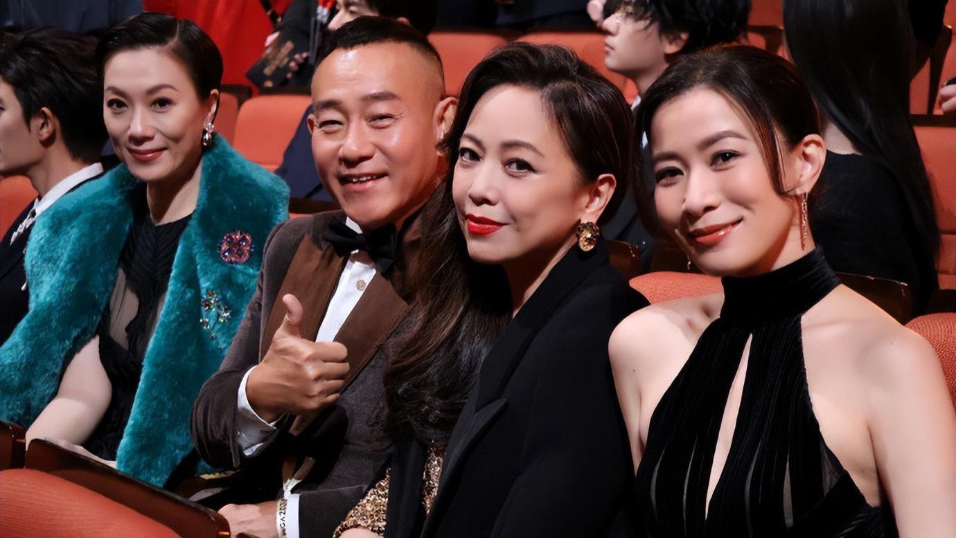 《金枝欲孽》剧组重聚，4位主演个个驻颜有术，黎姿没来好可惜