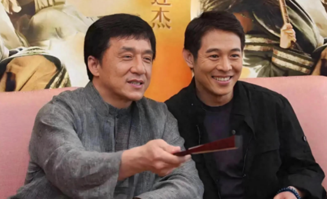 为什么李连杰没有成龙发展得好？
 
当年的申奥宣传片，成龙在片头打太极，那为什么