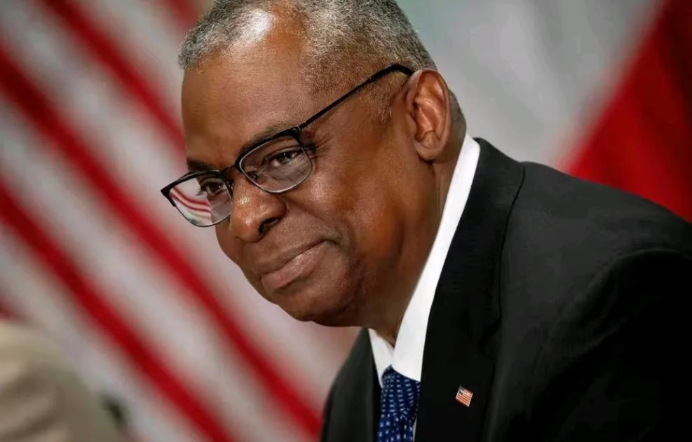 美国加派一艘航母和一个飞行中队弛援中东
  据《华盛顿邮报》8月2日消息，美国国