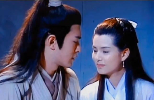 29年后过儿回头姑姑依然在身后