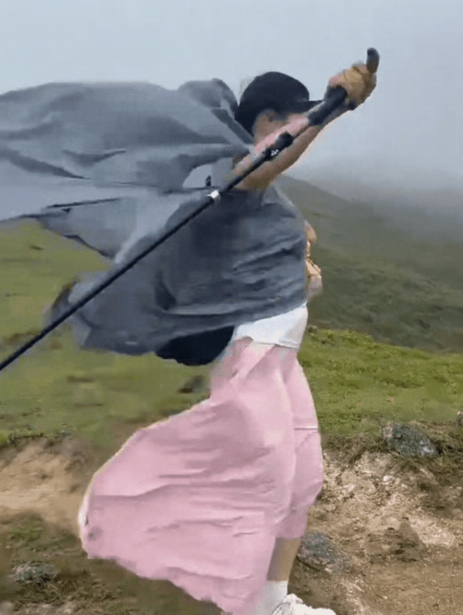 痛心！

21岁女孩爬武功山失温遇难，她和同伴一起爬武功山，装备不足，只穿了一件