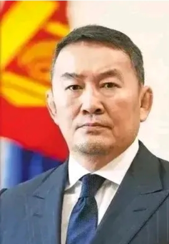 蒙古国总统的话音刚落，就像在国际舞台上轻轻弹了一曲悠扬的旋律，余音袅袅，引人遐想