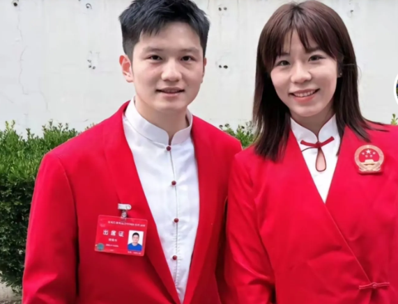 乒羽联姻第二对：樊振东&贾一凡！