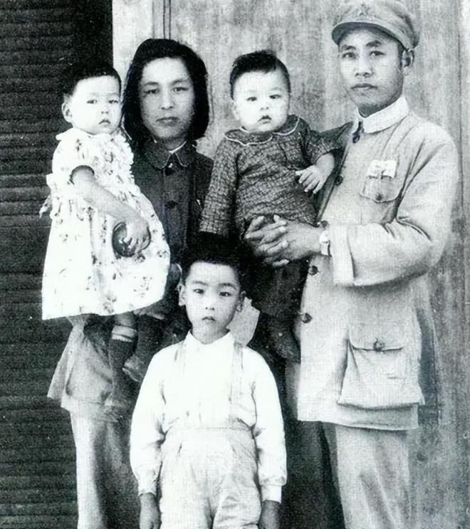 陶勇惨遭谋杀后，许世友淡然拷问肖永银：子女们的未来何去何从

在漫长的历史长河之