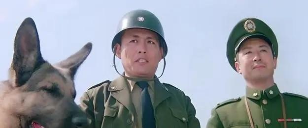 1949年1月7日，国民党军第二兵团多处阵地被解放军突破，参谋长李汉萍向邱清泉汇