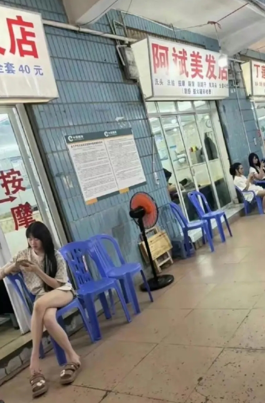 这种理发店扎堆存在的意义是什么？有谁知道吗？