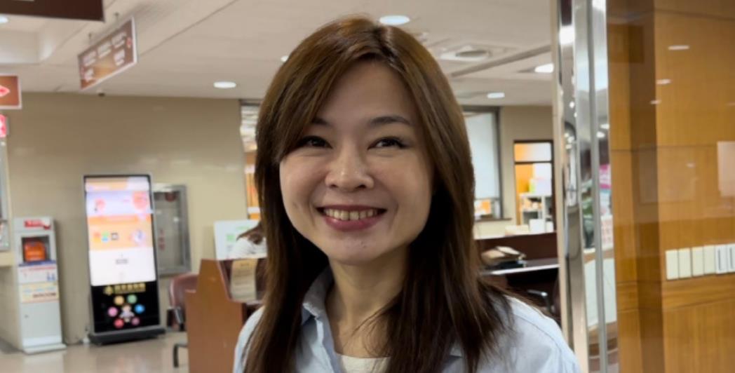 据台媒，汪小菲去年在直播中提及“想复婚”，大S经纪人廖玮琪指其“一边诋毁一边示爱