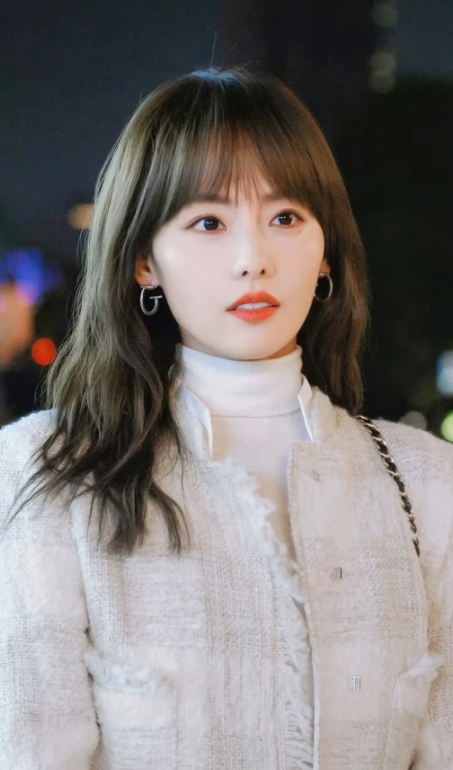 张嘉倪遭遇困境