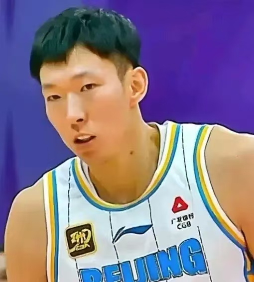 网上黑周琦的究竟都是些什么人。又是从哪里来的勇气，非要把周琦往死里喷，甚至还用送