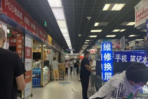 电脑城不行了因为不好骗人了

                         