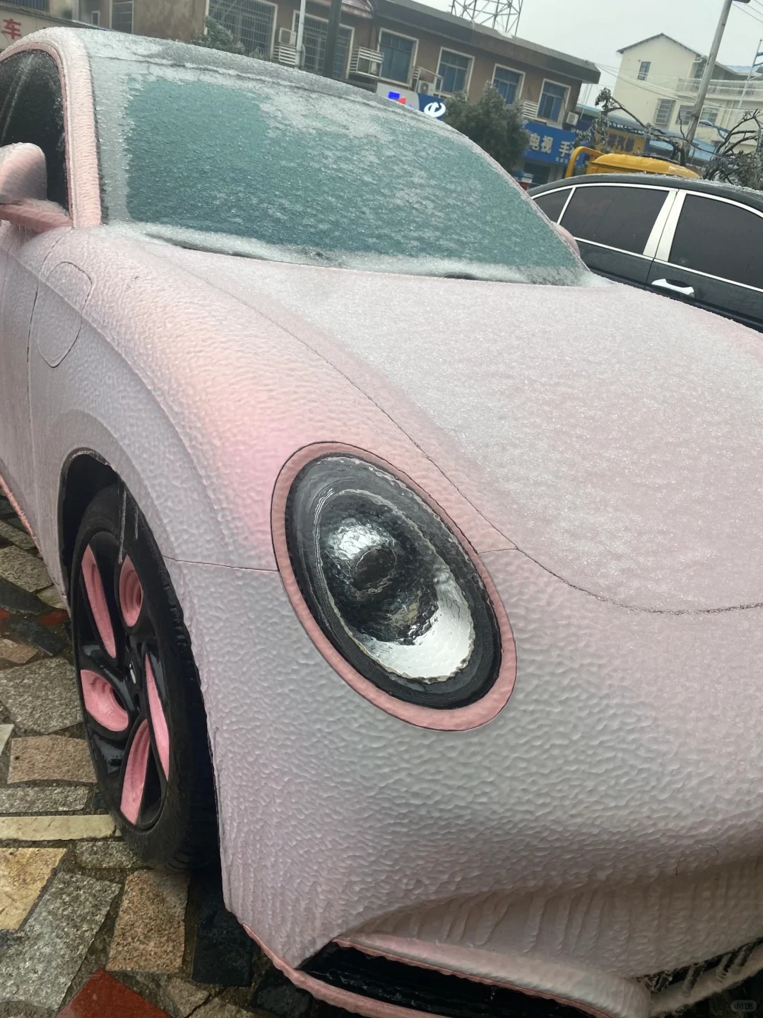 我的天呐😭这车还有用吗😭😭😭
长沙这几天下冻雨，回乡下来了停着一直没看过