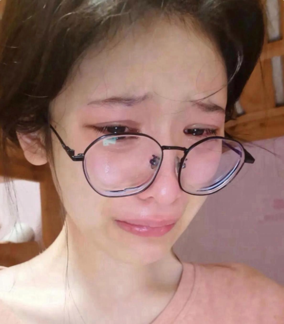 我打麻将输了11万，老公知道后给了我几巴掌，我回娘家什么也没说，住了3-4个多月