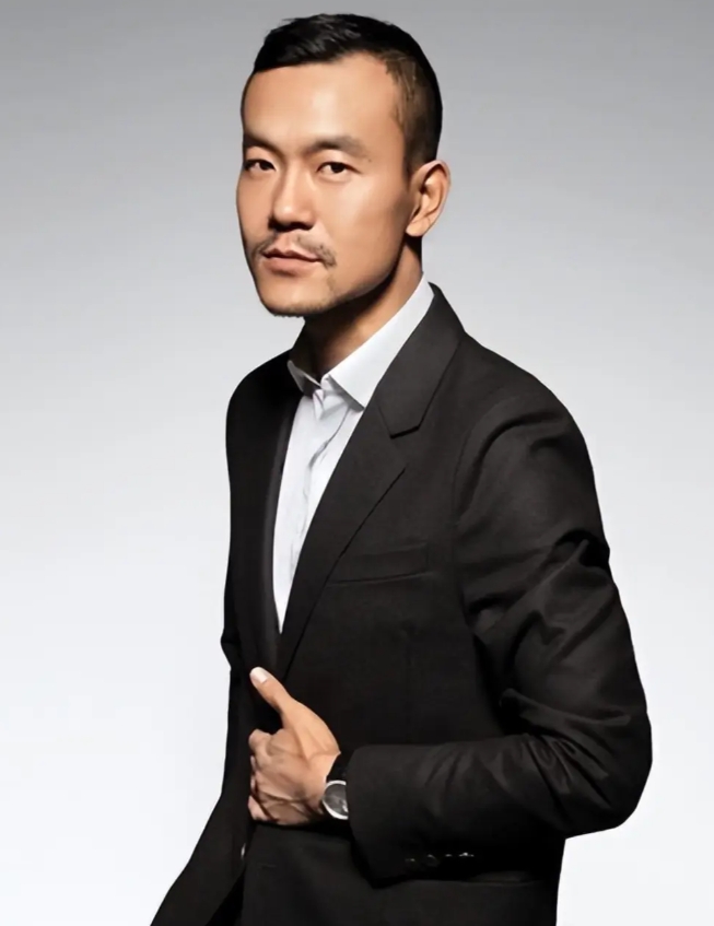 “黄金配角”廖凡：成也戏痴，败也戏痴