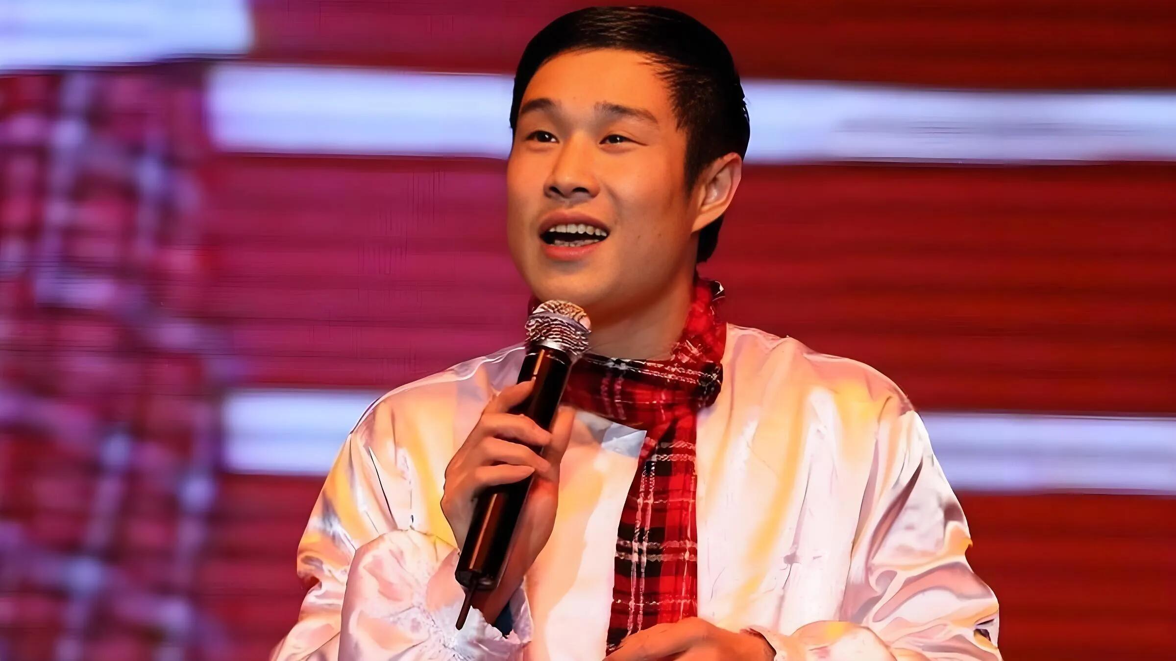 巩立姣现身小沈阳演唱会，现场氛围热烈