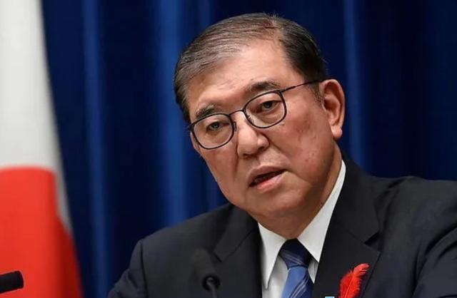 国际局势错综复杂，日本首相石破茂近期表态欲与俄罗斯签订和平条约，解决领土争端，尤