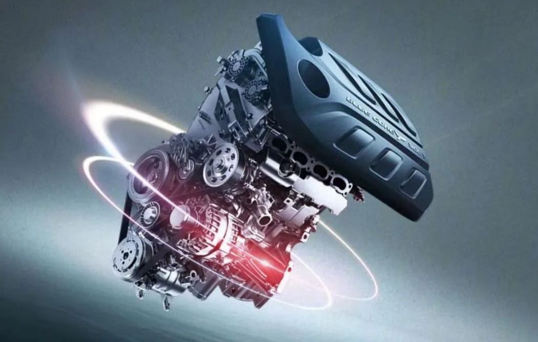 国家要求在发展新能源汽车的同时，还要发展内燃机技术。
有些人觉得很高潮，觉得燃油