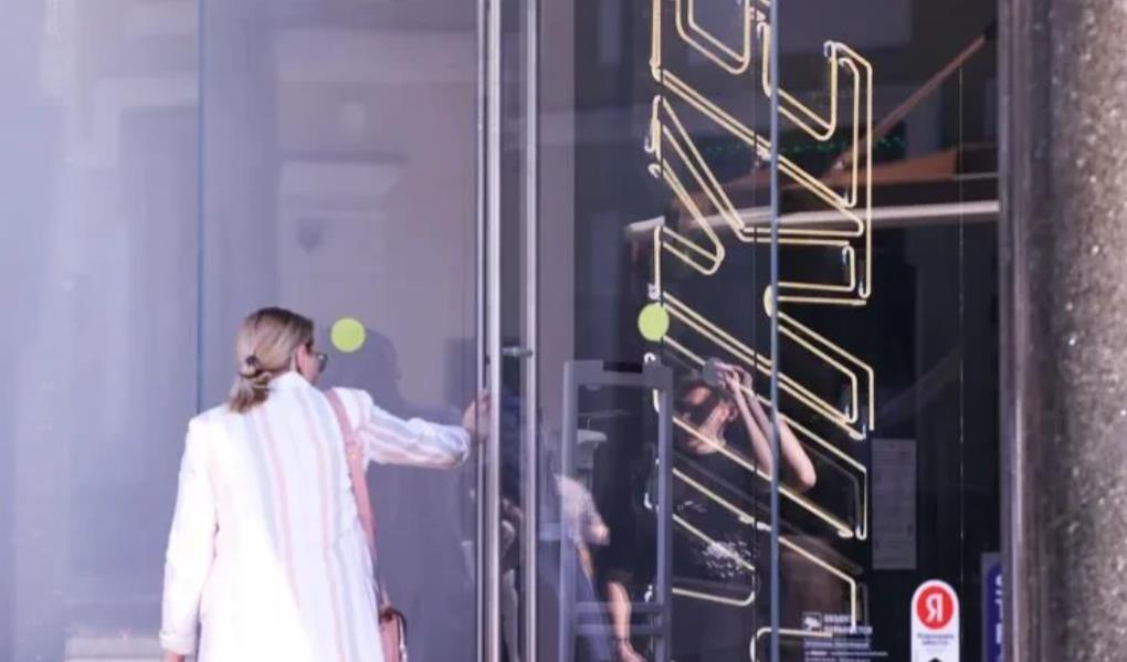 【俄副总理：尚无一家离俄外国公司提出重返事宜】

2月21日，塔斯社报道，俄罗斯