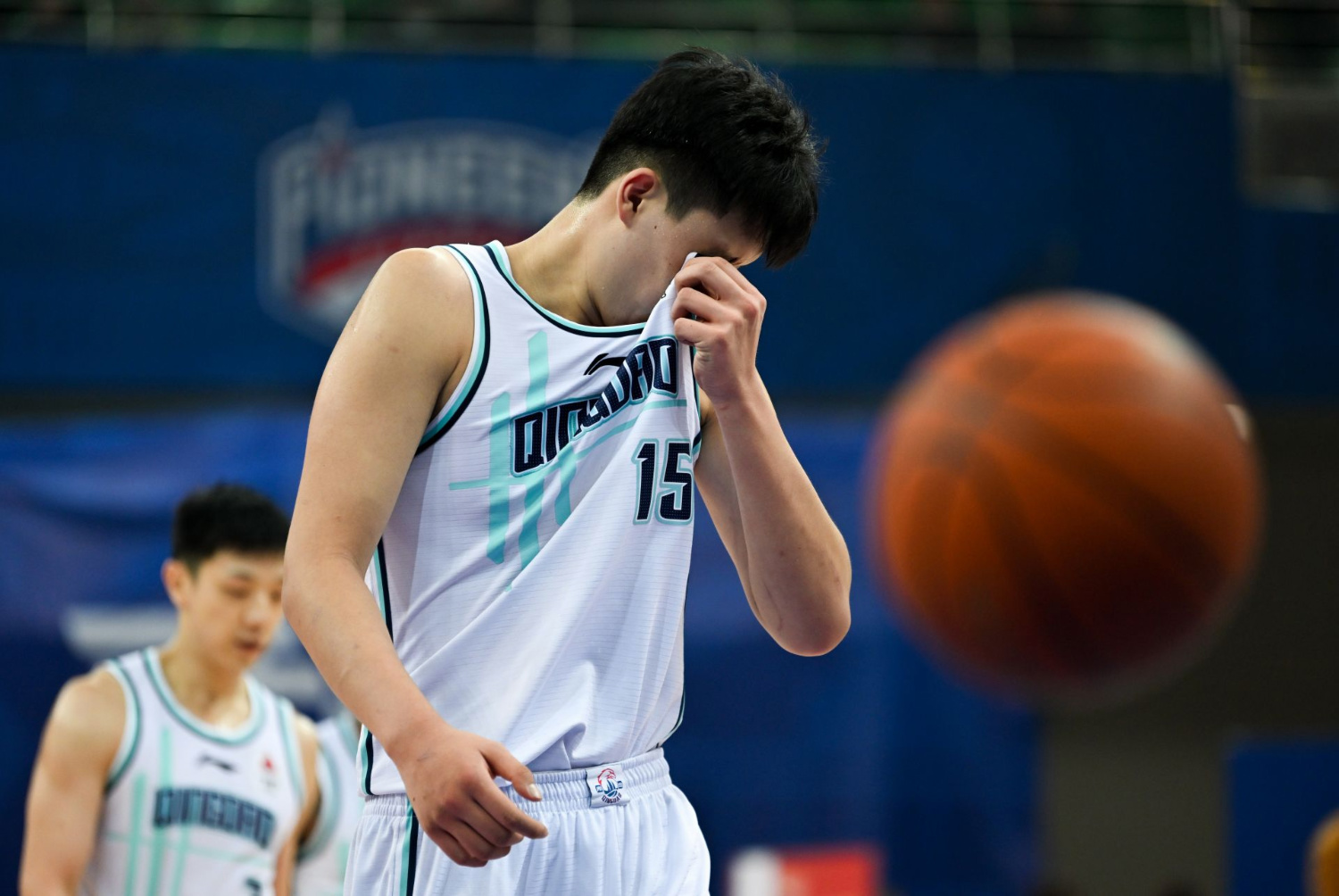 杨瀚森将报名NBA选秀，签约新经纪公司