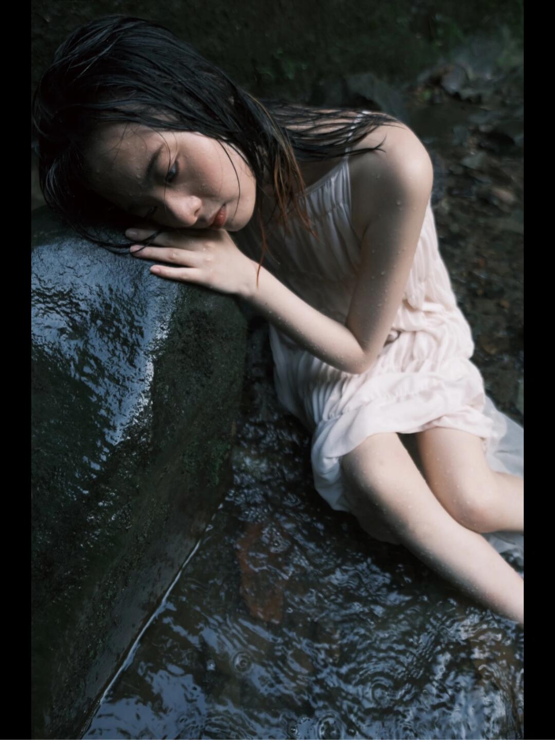 杀死酷暑 她会做一个美梦，而后醒来