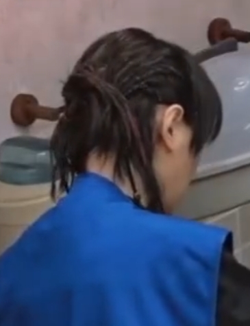 周笔畅早知道不笑彭昱畅了