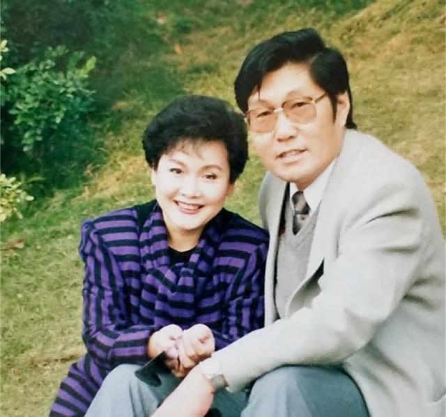金铁霖当年离婚15年后老来得子，称非自身问题