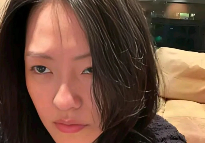 联盟三人组和生父争抚养权是最大的笑话！
​先说这家人的离谱行为，死者的妈妈丈夫妹