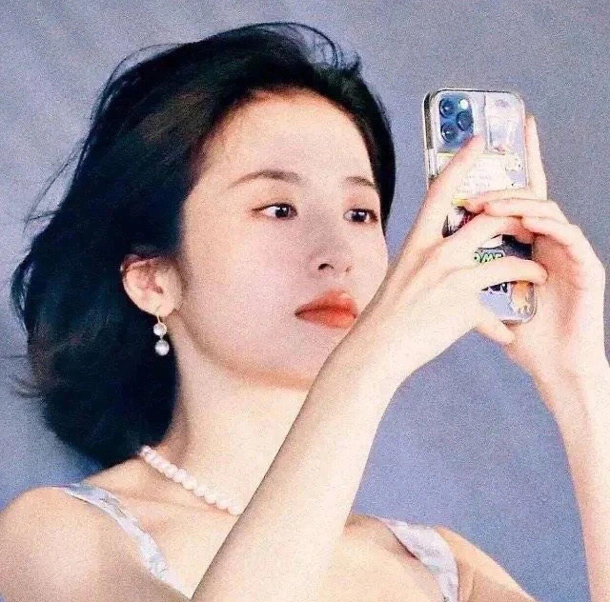 周雨彤简直是太美了