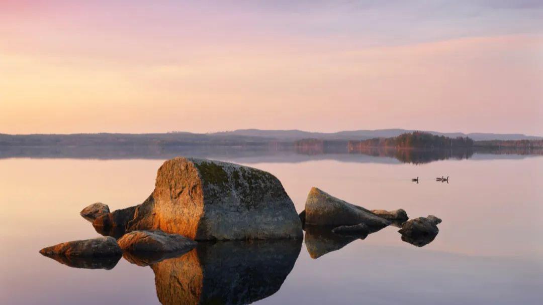 一个人，如果能成功戒掉烟和酒，往往能说明3个问题