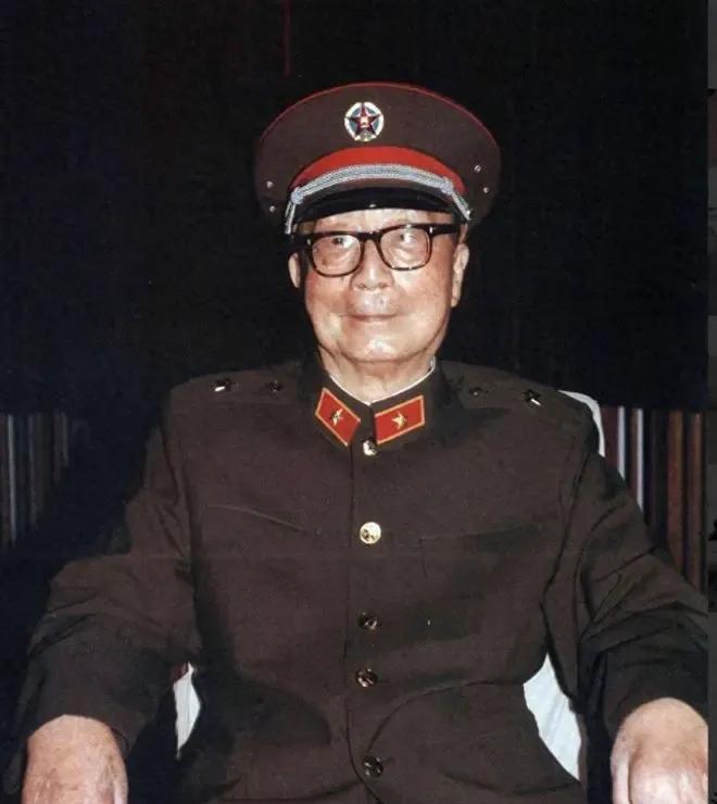 要说十大元帅中，最有“福”的元帅，非聂帅莫属了。
他自从1922年聂帅加入共产党