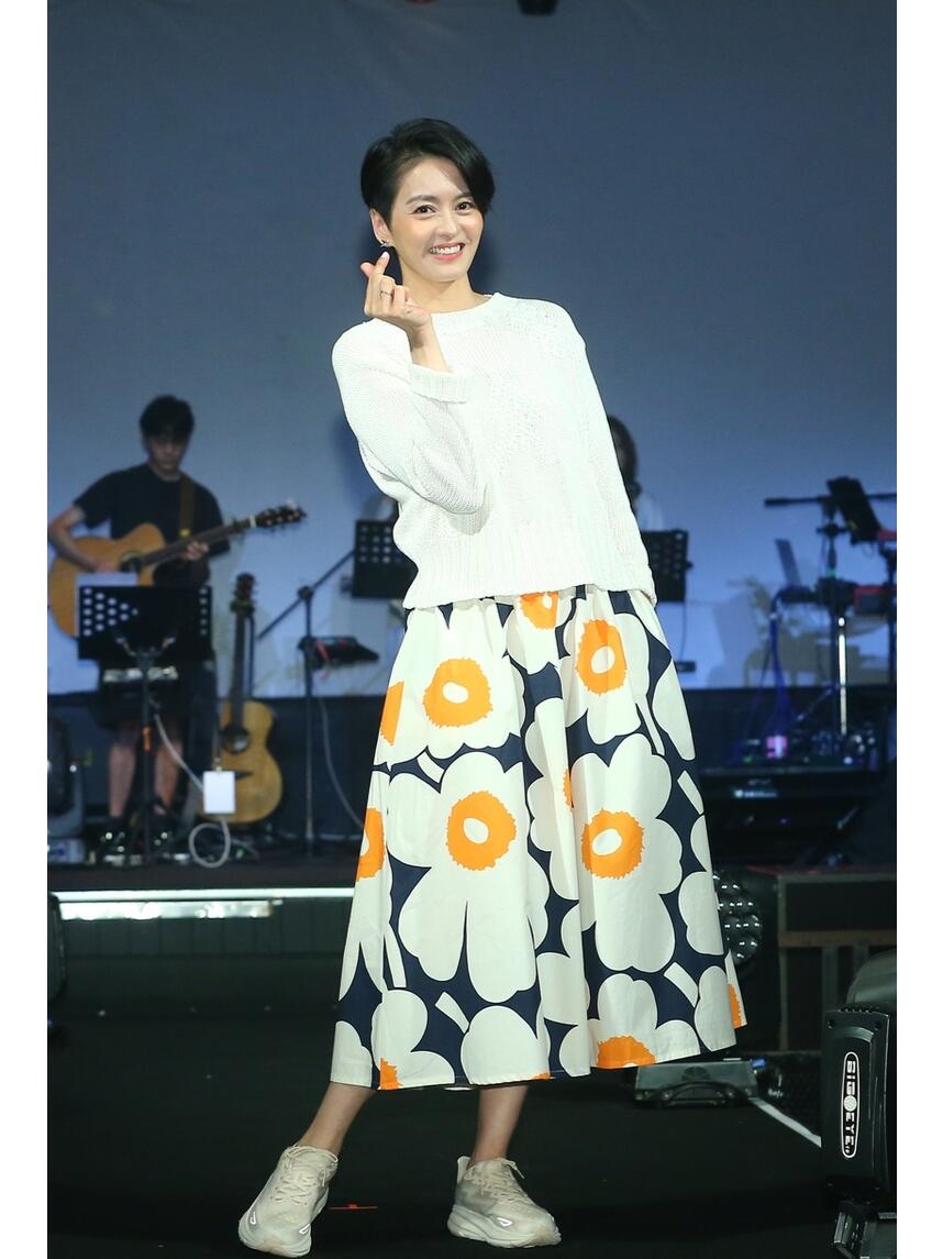 梁咏琪——清新甜美